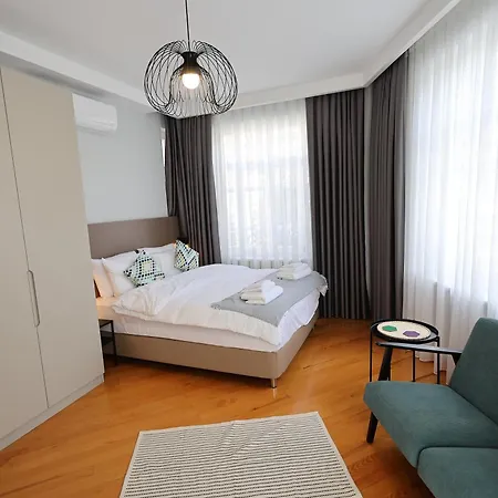 アパートホテル Istanbul Guesthouse 4*