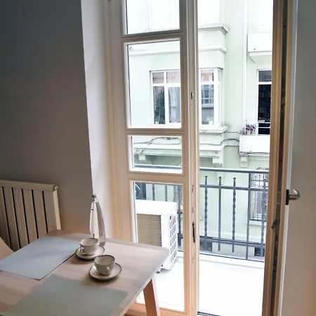 Istanbul Guesthouse Апарт-отель Стамбул